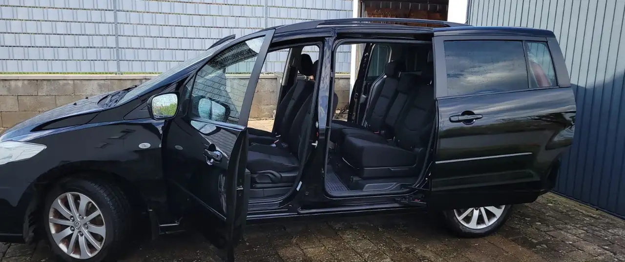 Mazda 5