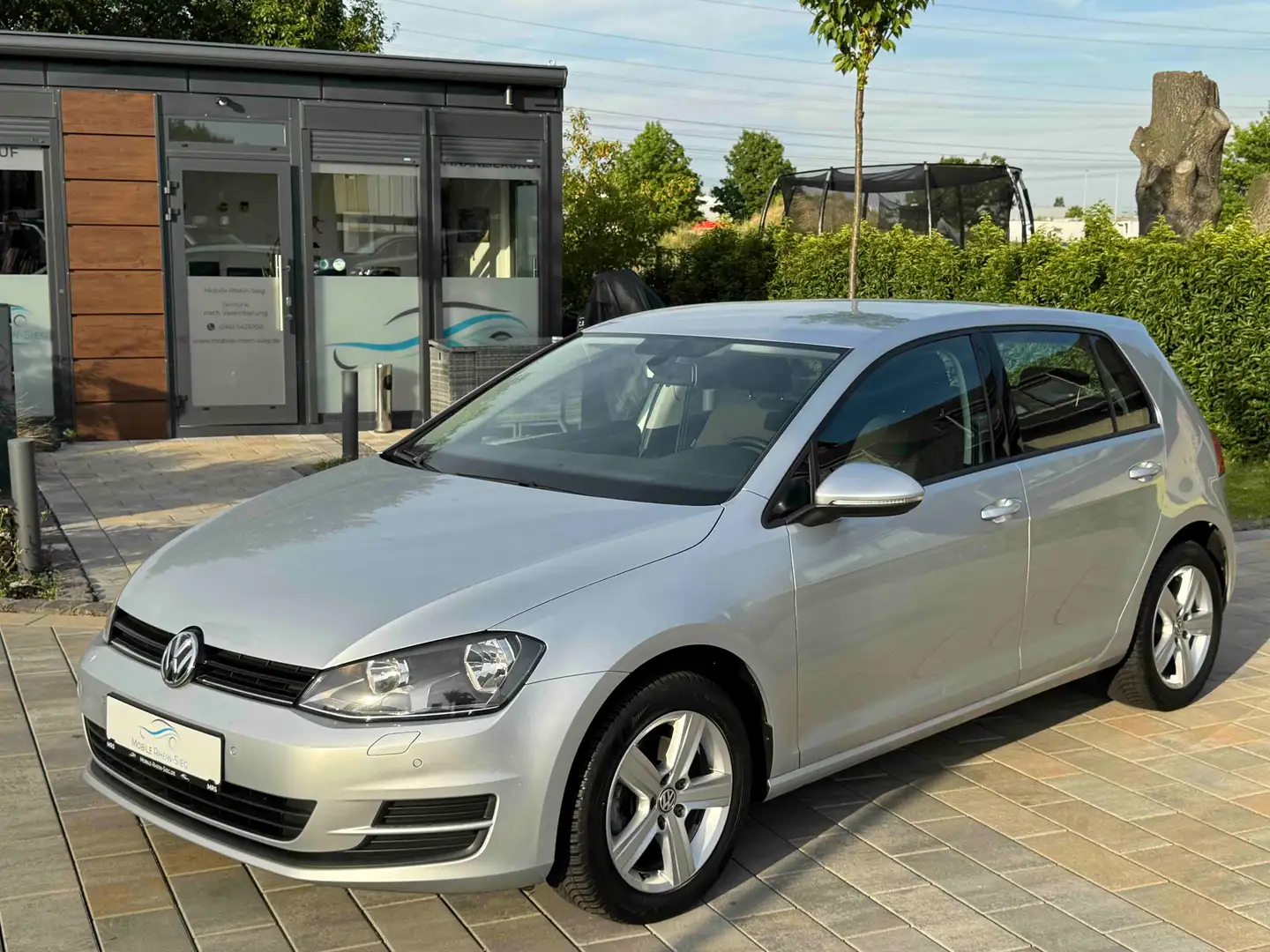 Volkswagen Golf Golf 7 Limousine Comfortline TSI *PDC*SHZ*Klima* Grijs - 1
