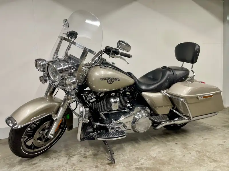 Harley-Davidson Road King - foto 8