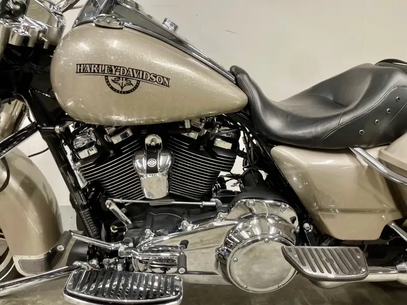 Harley-Davidson Road King - foto 4
