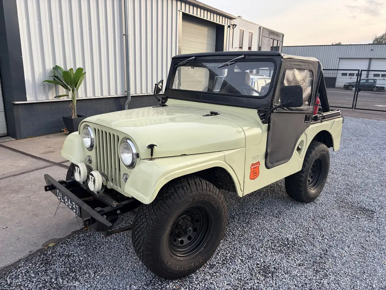 Jeep CJ-5