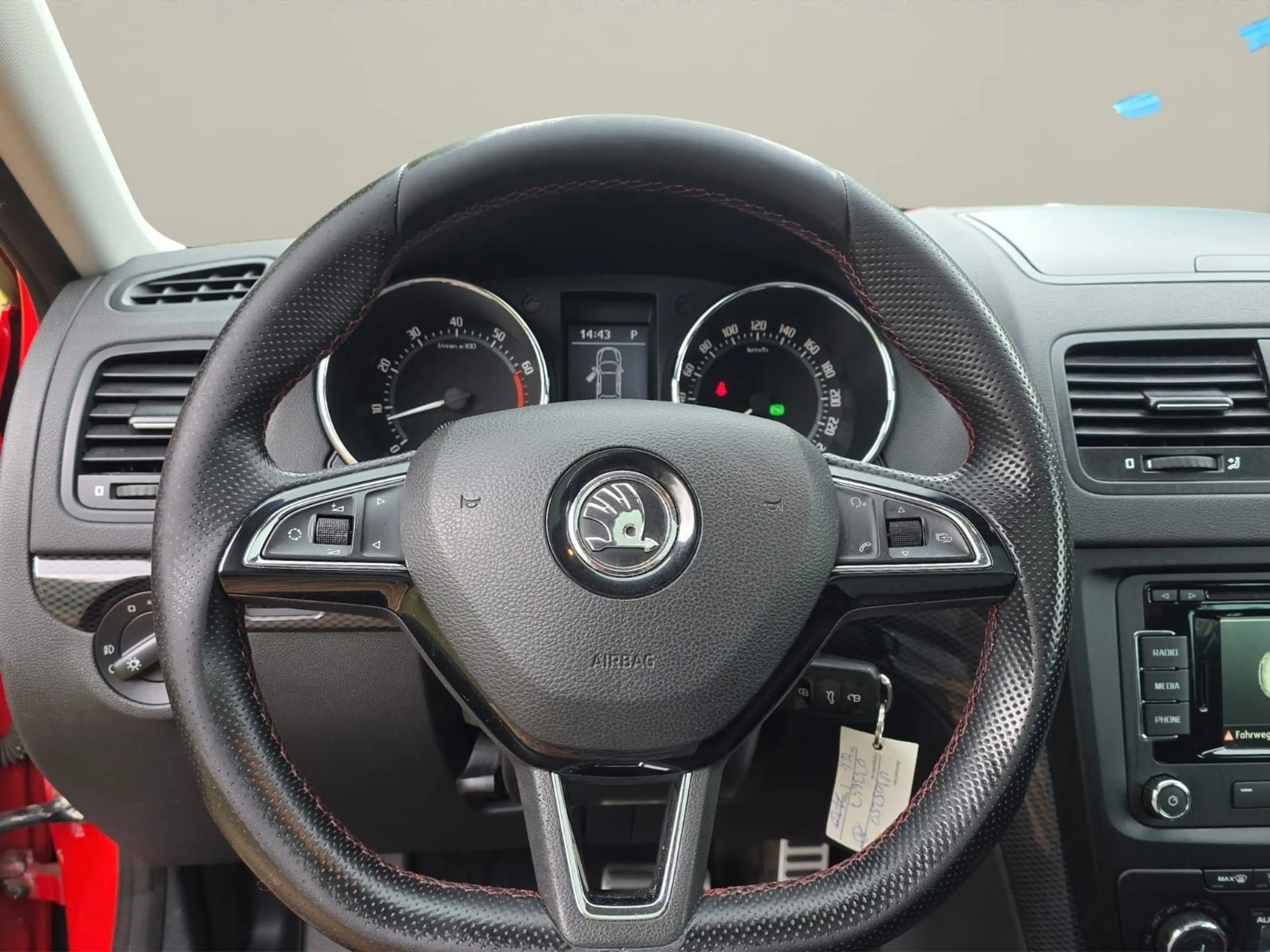 Skoda Yeti Monte Carlo 1.2*DSG*NAVI*PANO*TEMP*XENON — photo 11