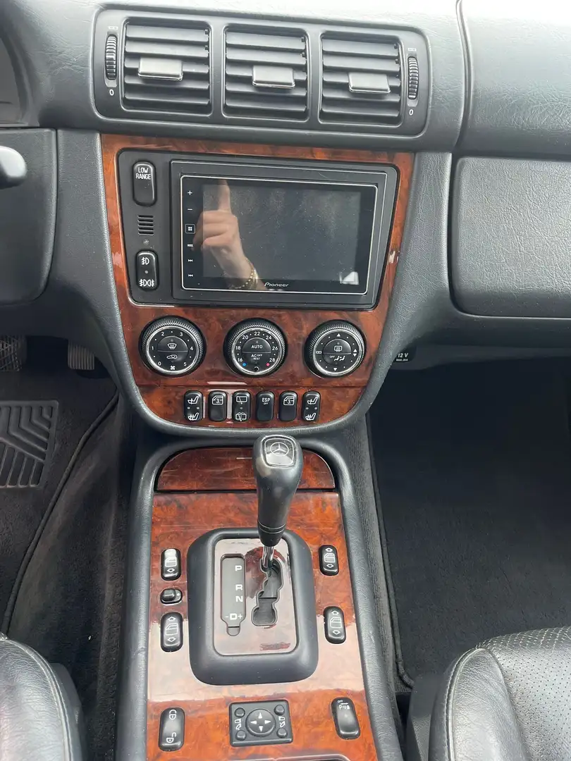 Mercedes-Benz ML 270 CDI Inspiration Schwarz - 2