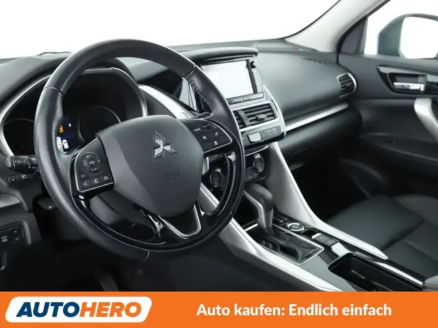 Mitsubishi Eclipse Cross view 11