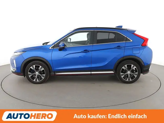 Mitsubishi Eclipse Cross view 3