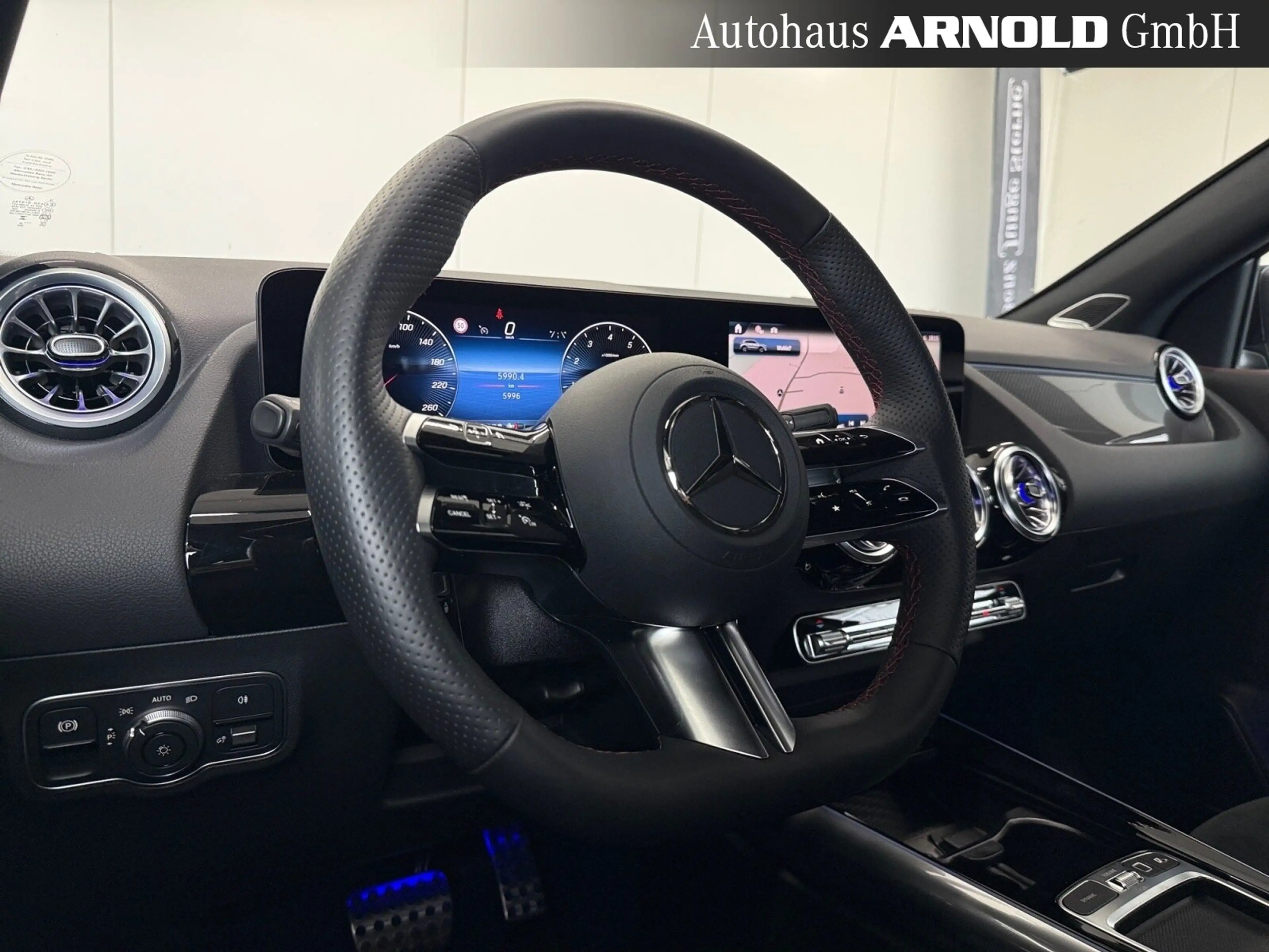 Mercedes-Benz GLA 220 GLA 220 4M AMG-Line MULTIBEAM Night-P. el-Klappe — photo 9