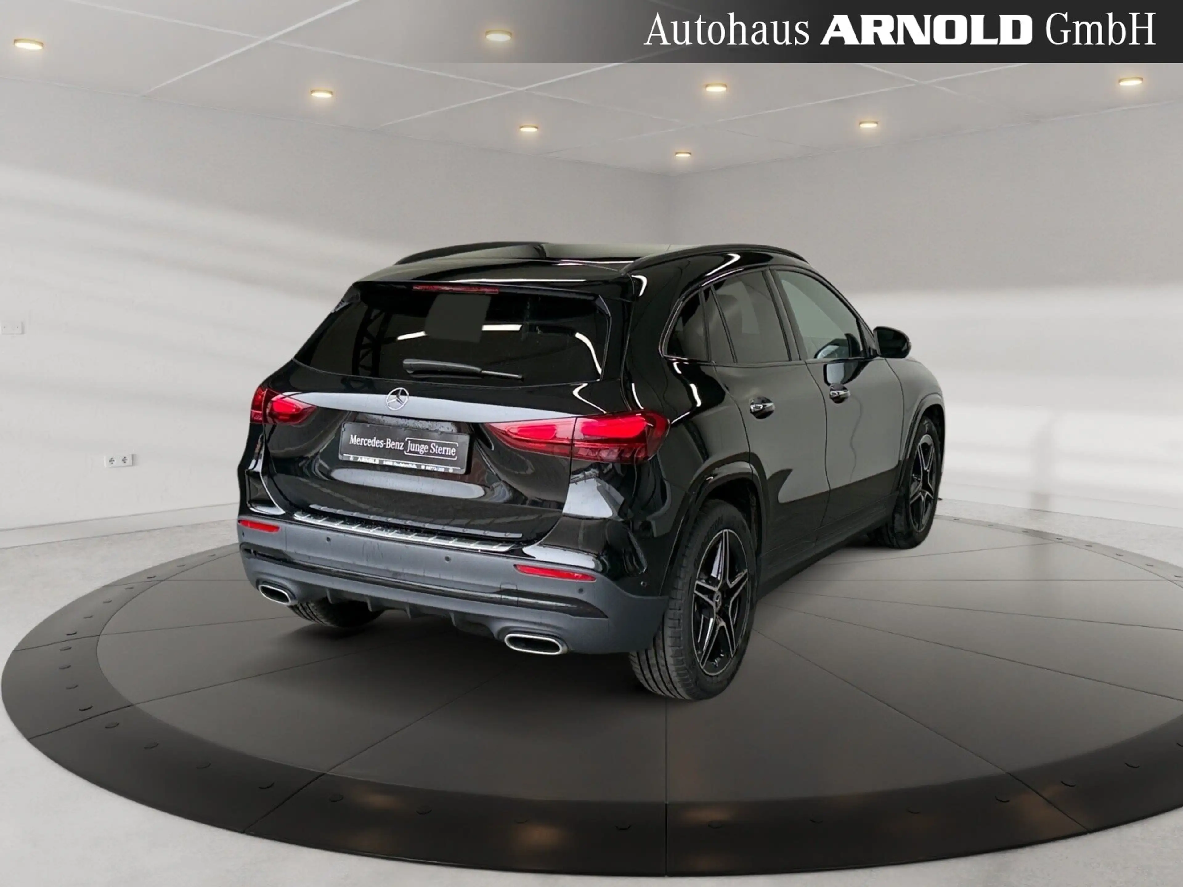 Mercedes-Benz GLA 220 GLA 220 4M AMG-Line MULTIBEAM Night-P. el-Klappe — photo 4