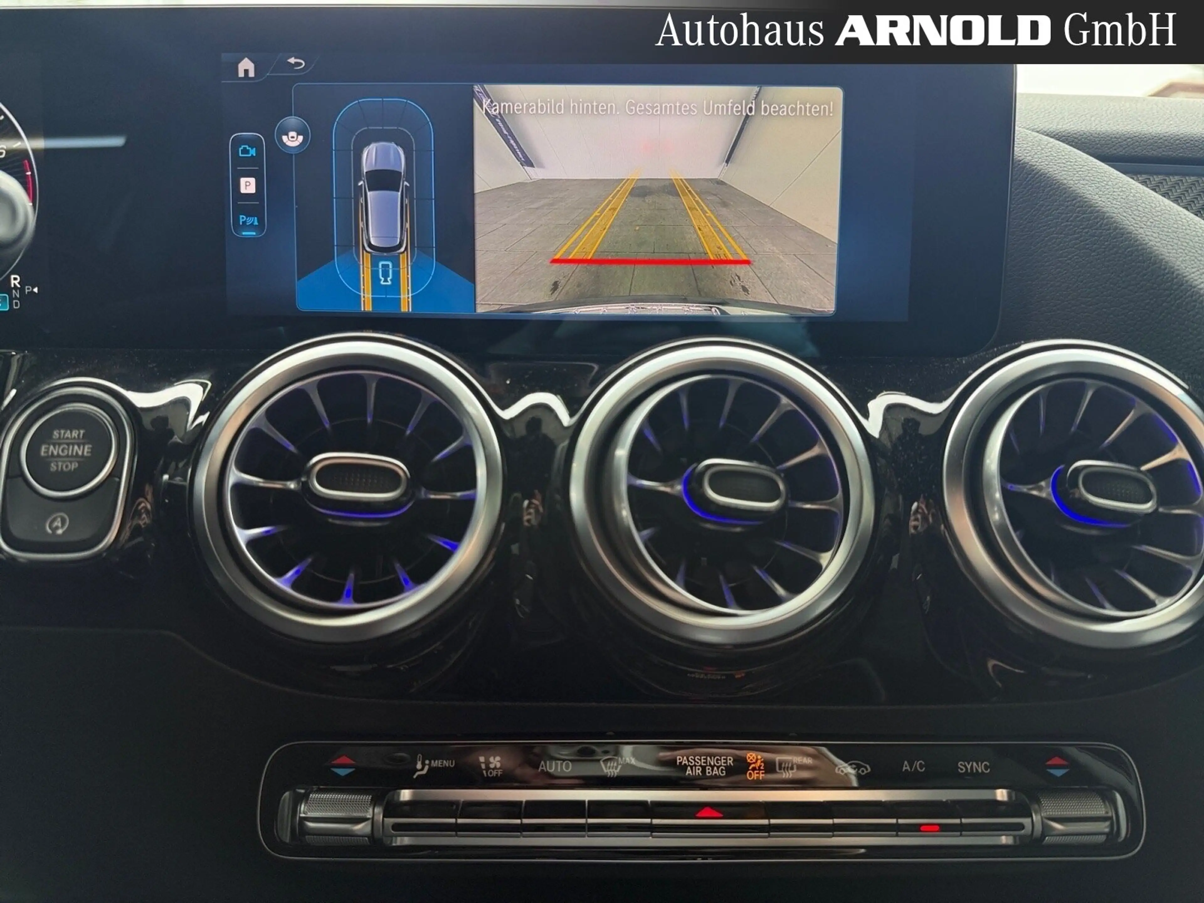 Mercedes-Benz GLA 220 GLA 220 4M AMG-Line MULTIBEAM Night-P. el-Klappe — photo 11