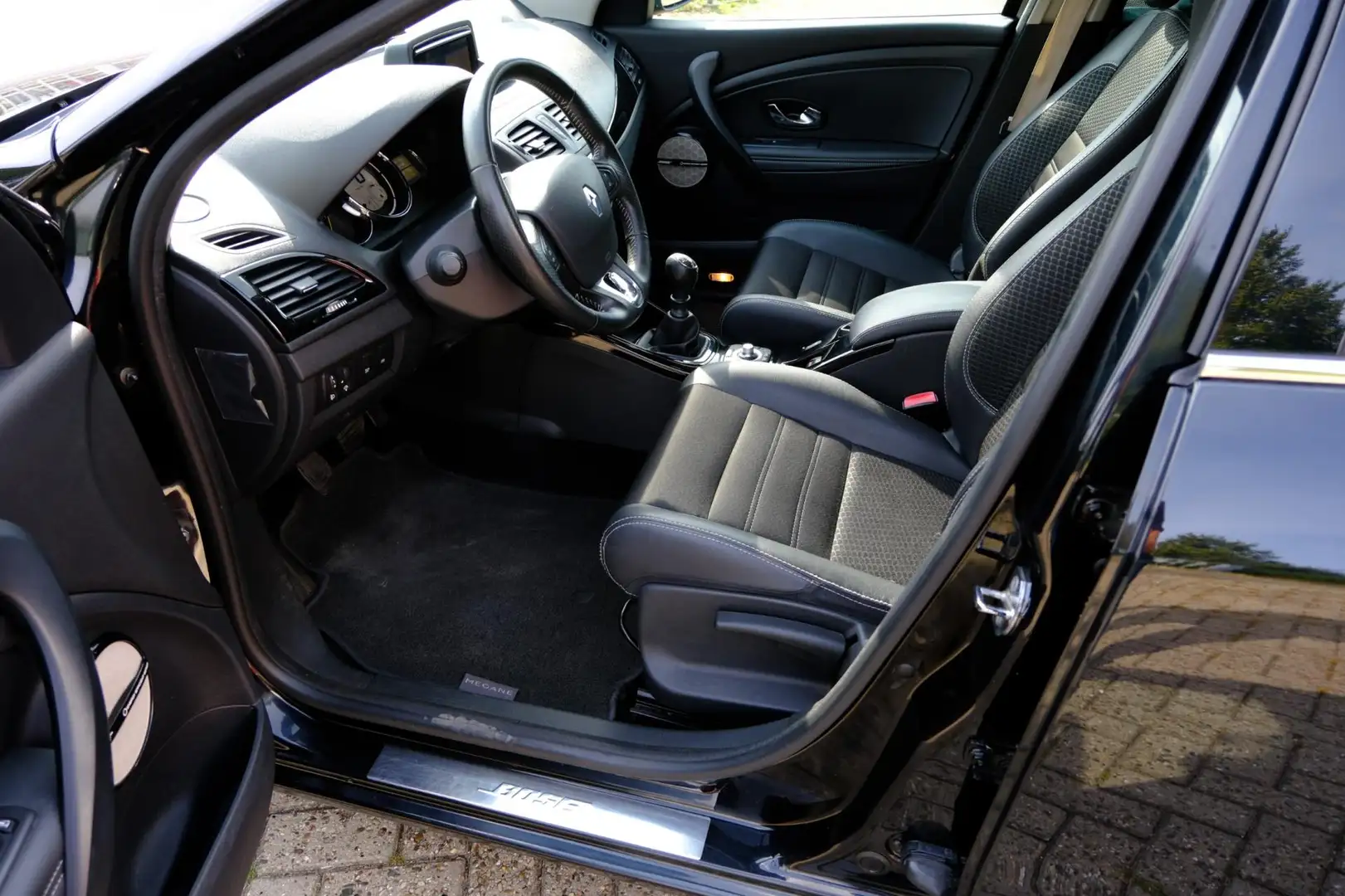 Renault Megane Estate 1.5 dCi Bose Navi |Half-Leder|Clima|LMV|PDC Nero - 2