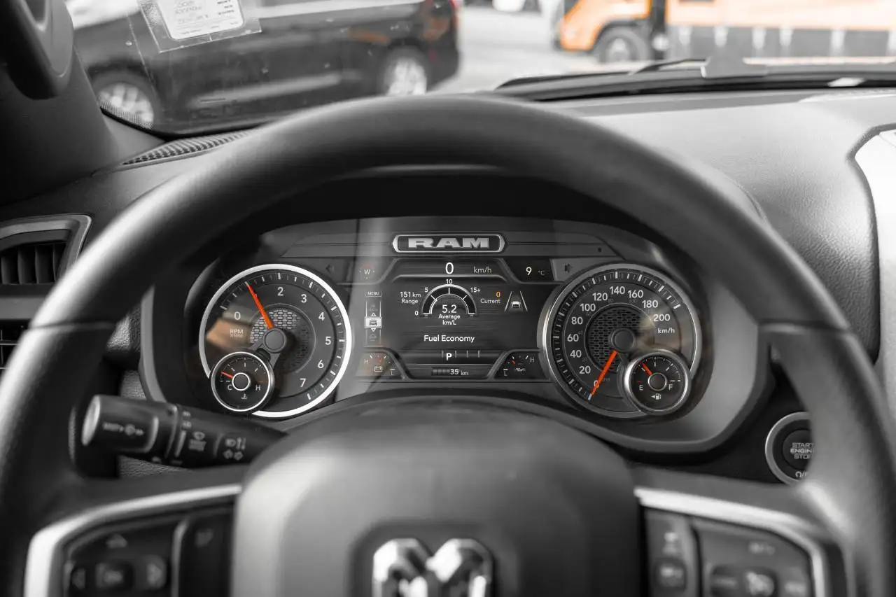 RAM 1500 снимка RAM 1500