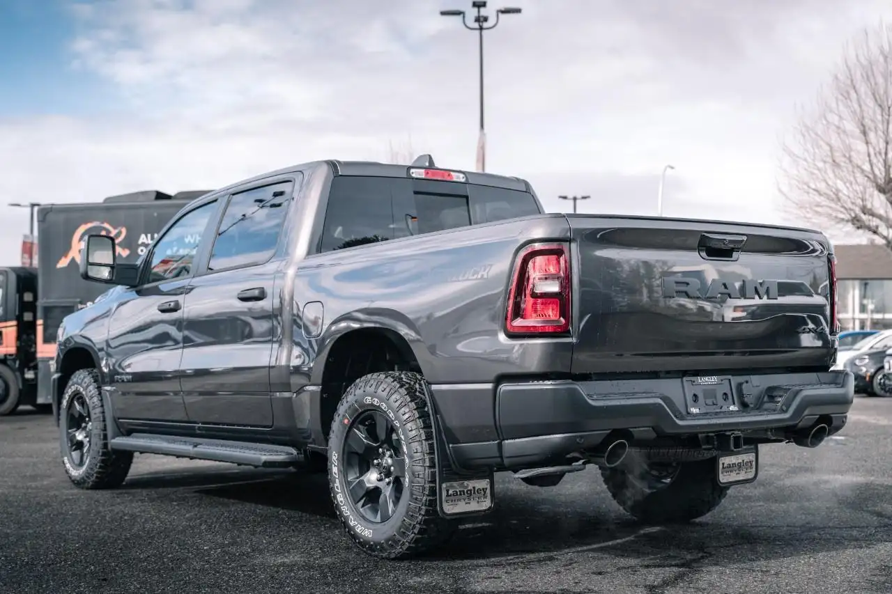 RAM 1500 снимка RAM 1500