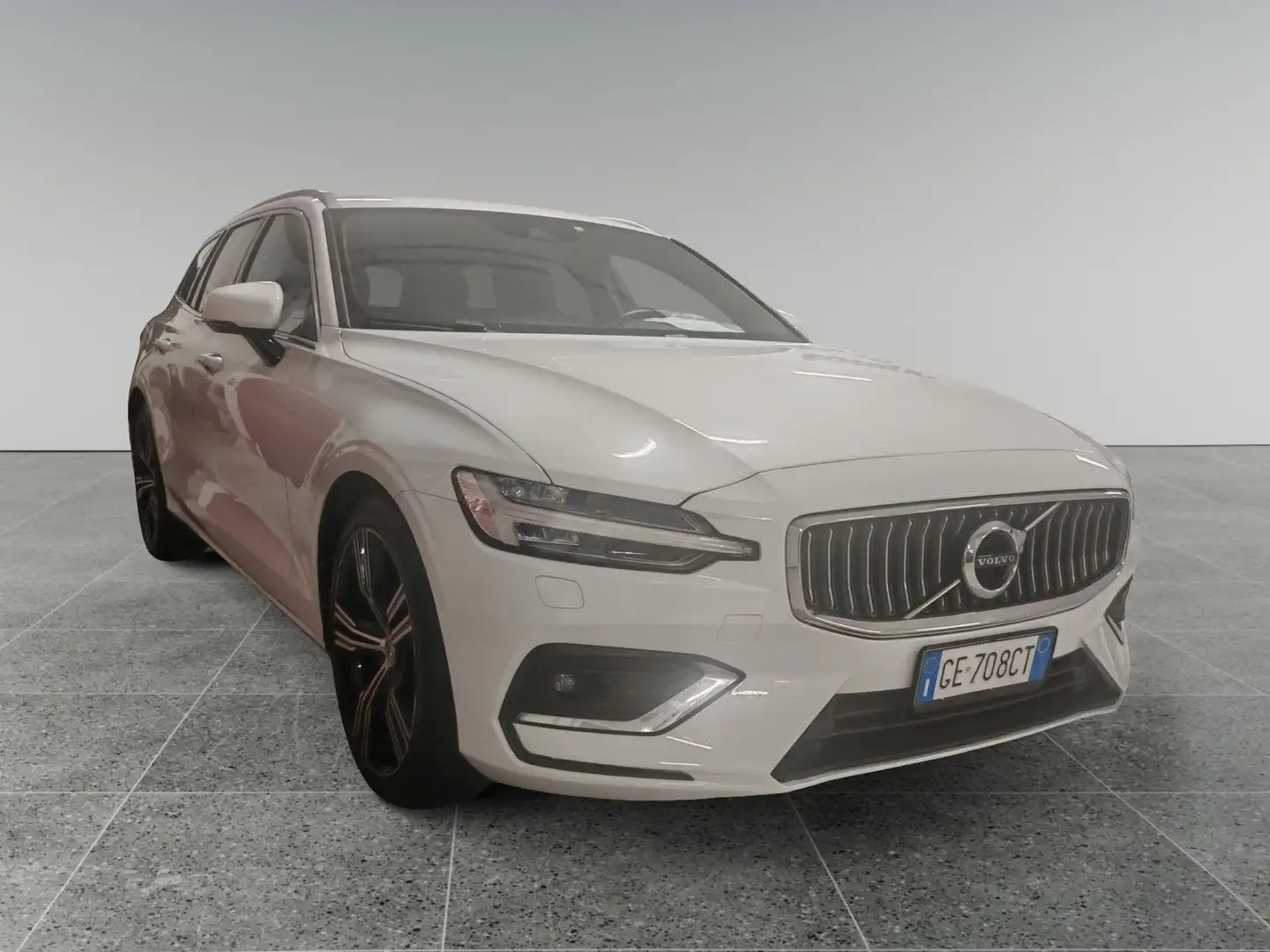 Volvo V60 V60 B4 (d) Geartronic Inscription Blanc - 1