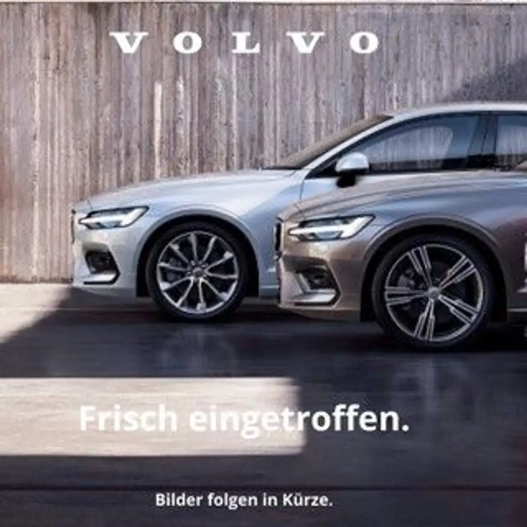 Volvo XC60 Plus Black T8  PHEV UPE 78.340.-Euro Blanc - 1