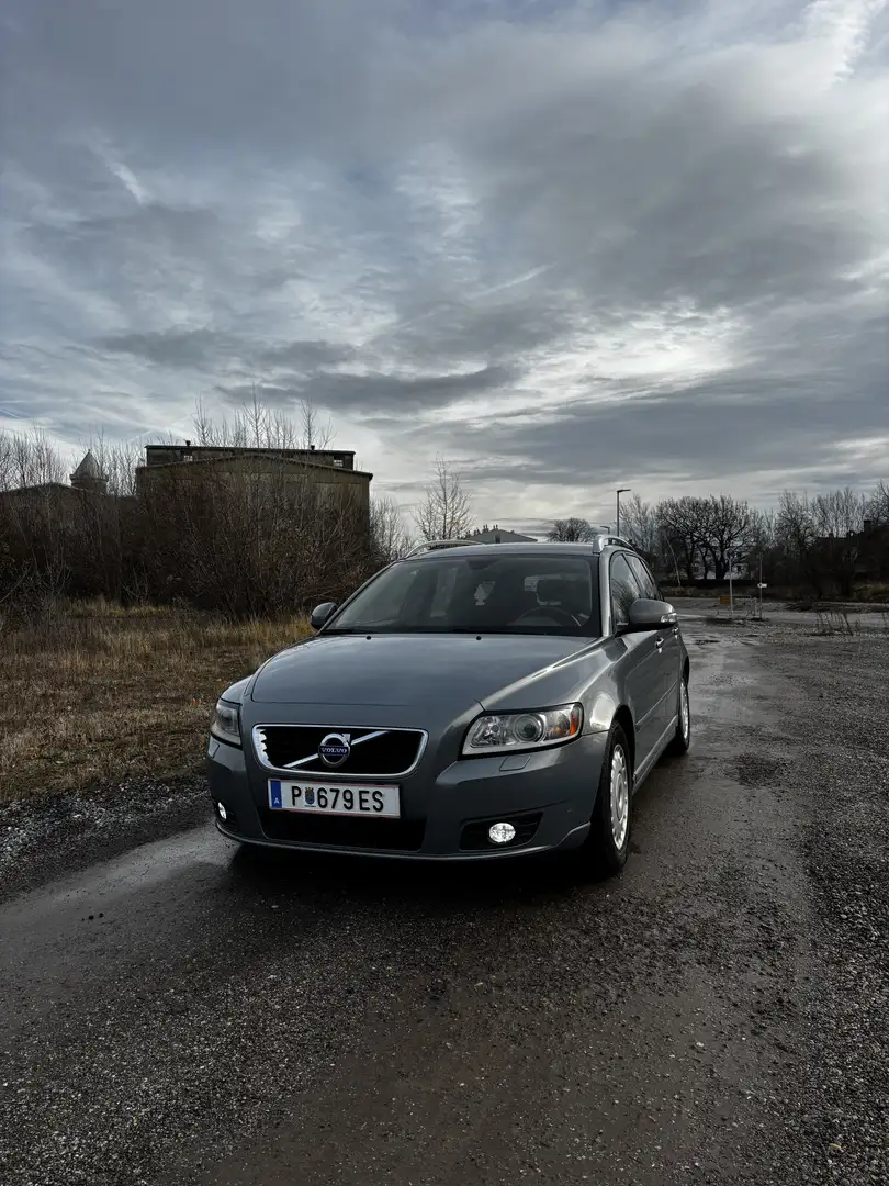 Volvo V50 DPF D2 Momentum - 1