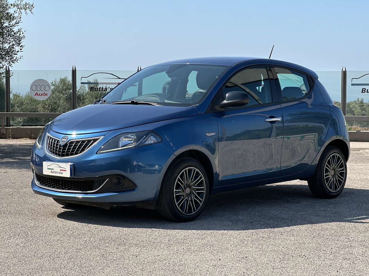 Lancia Ypsilon Ypsilon 2023 1.0 firefly hybrid Alberta Ferretti