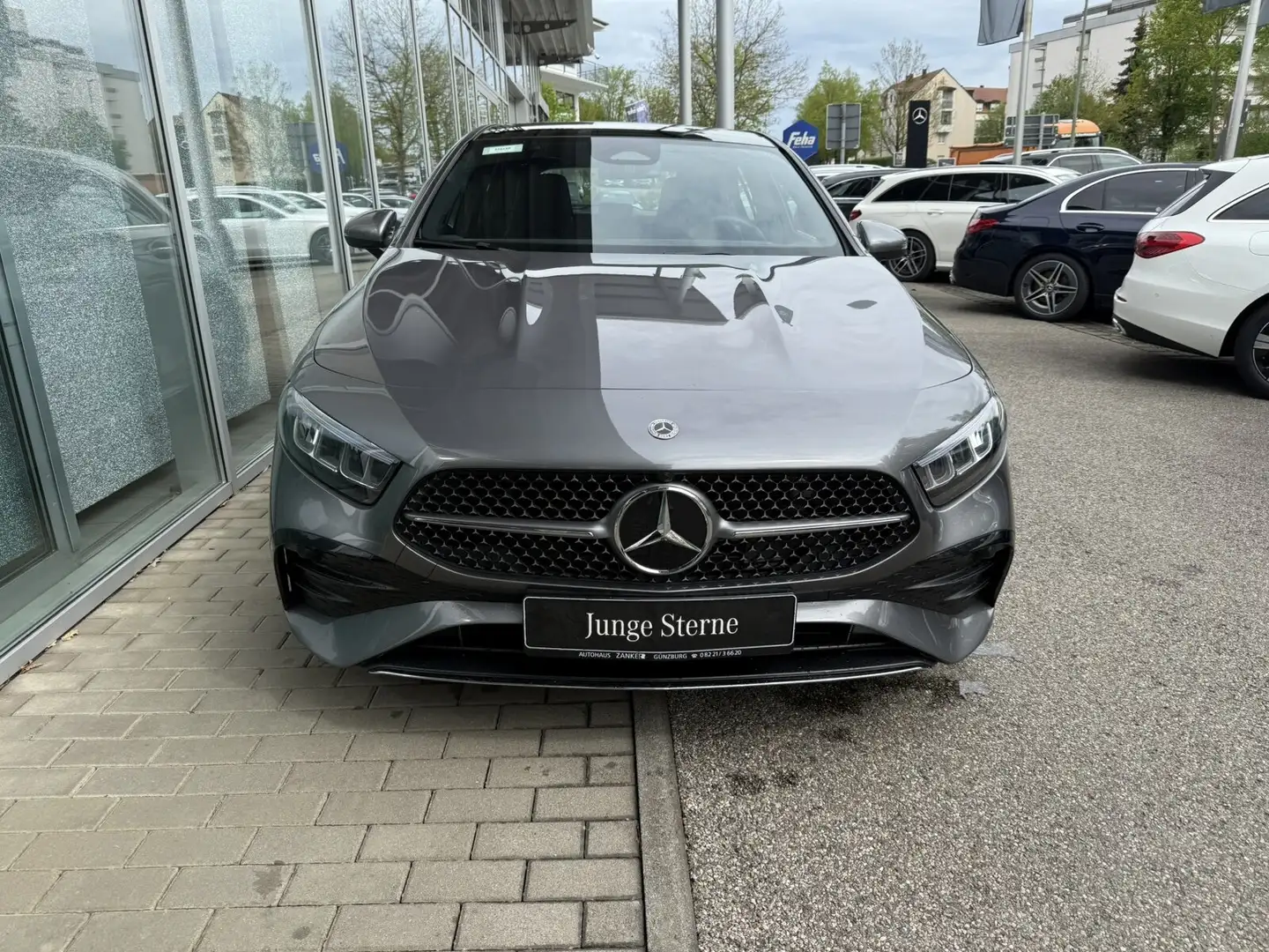 Mercedes-Benz A 200 A 200 d Kompakt AMG *PANO*CAM*MBUX*LED*KEYLESS* Grau - 2