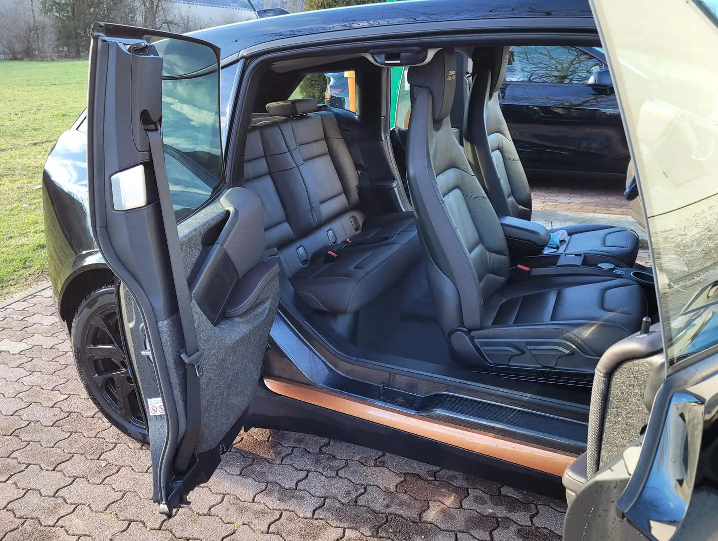 BMW i3 42,4kWh S Schwarz - 2