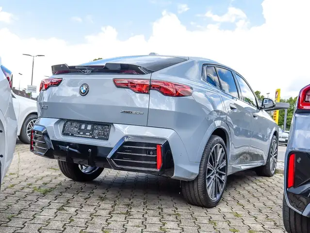 BMW X2 view 2