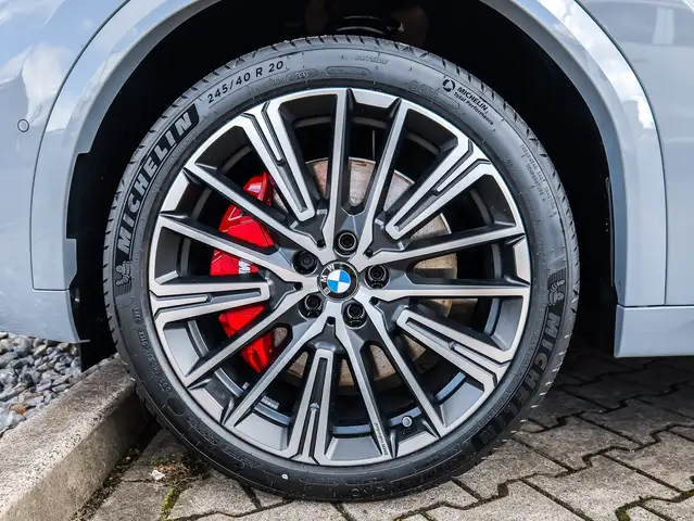 BMW X2 view 4
