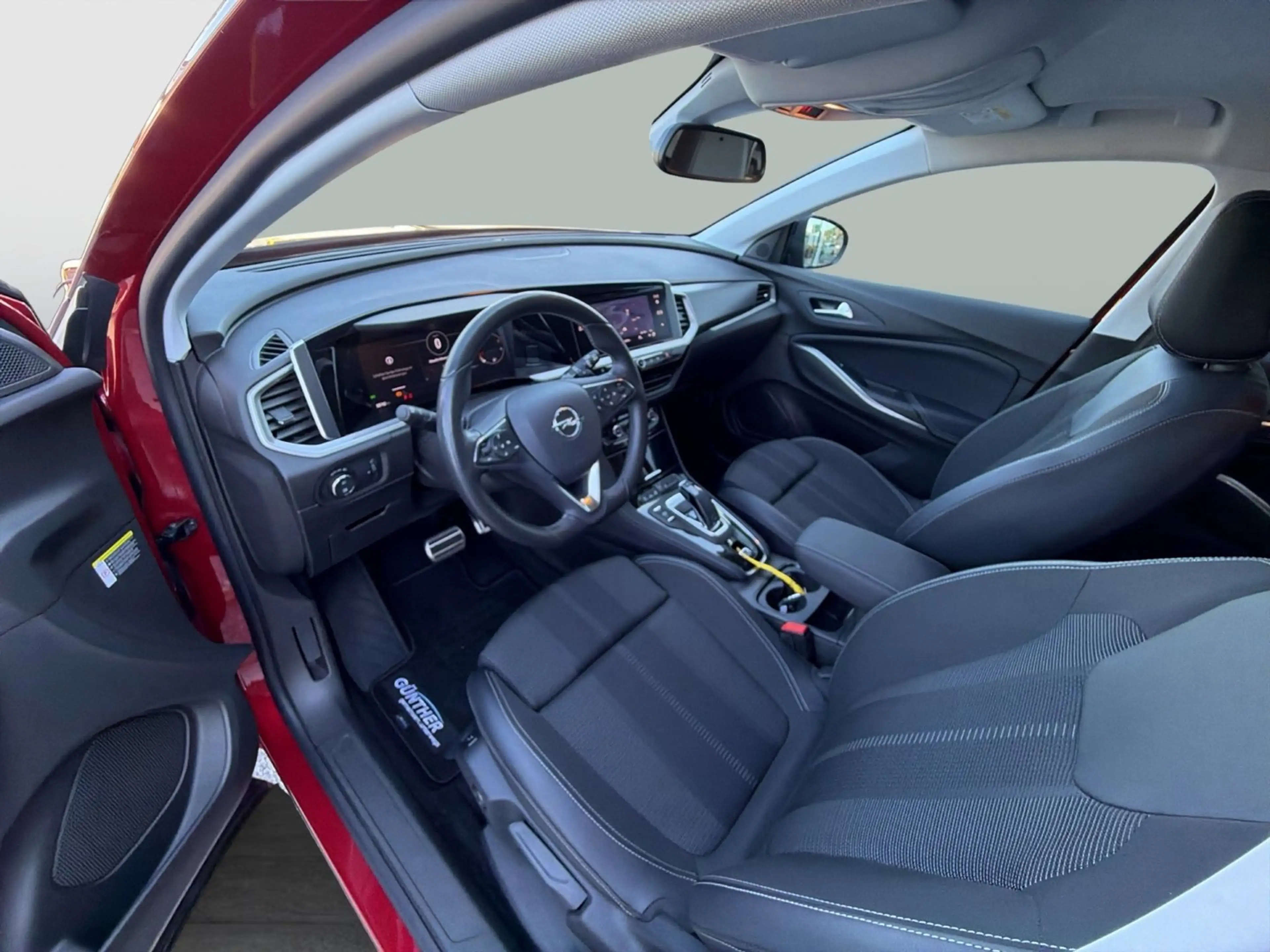 Opel Grandland X Business Elegance — photo 15
