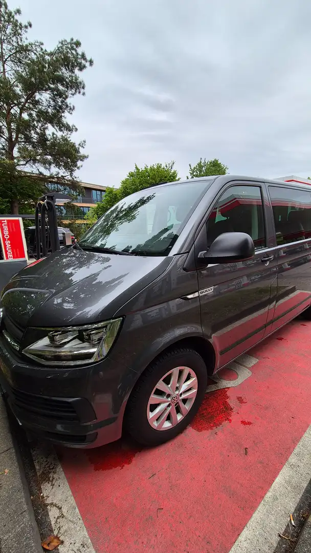 Volkswagen T6 Multivan Multivan KurzTrendline Grau - 2