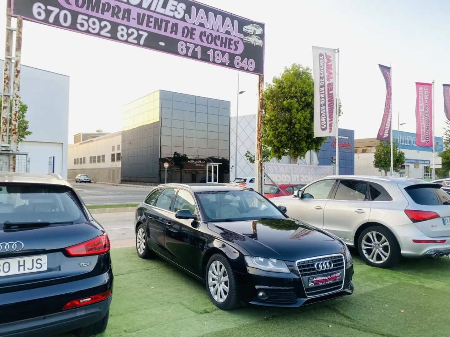 Audi A4 Avant 2.0TDI quattro DPF 143 Nero - 1