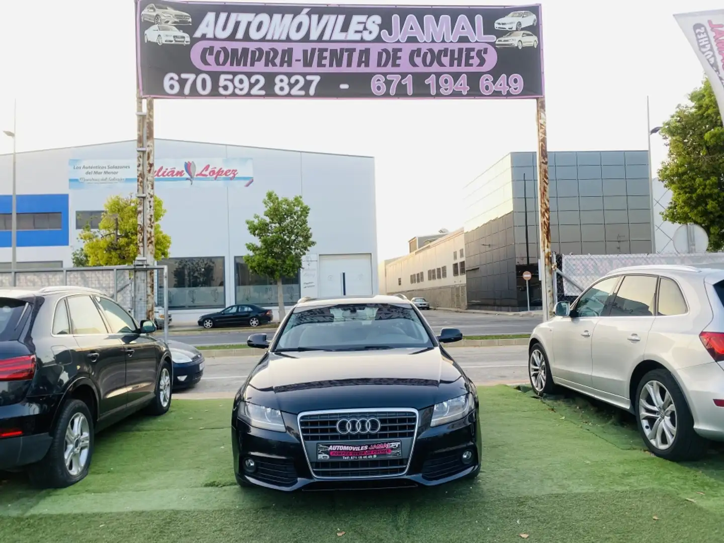 Audi A4 Avant 2.0TDI quattro DPF 143 Nero - 2