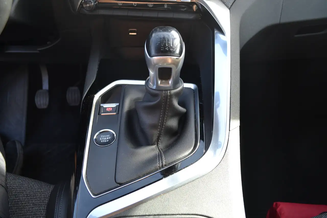 Peugeot 3008 — photo 21 sur 29