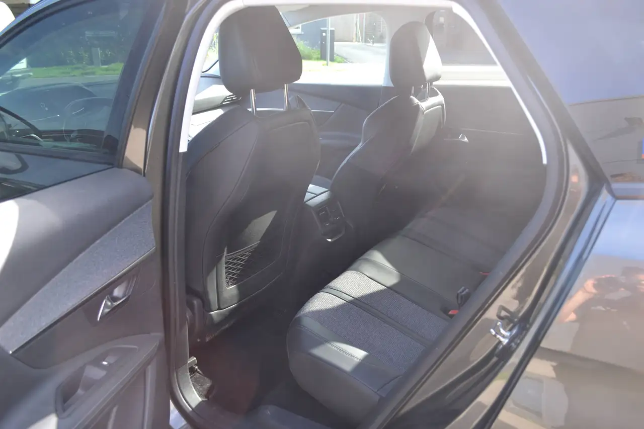 Peugeot 3008 — photo 4 sur 29