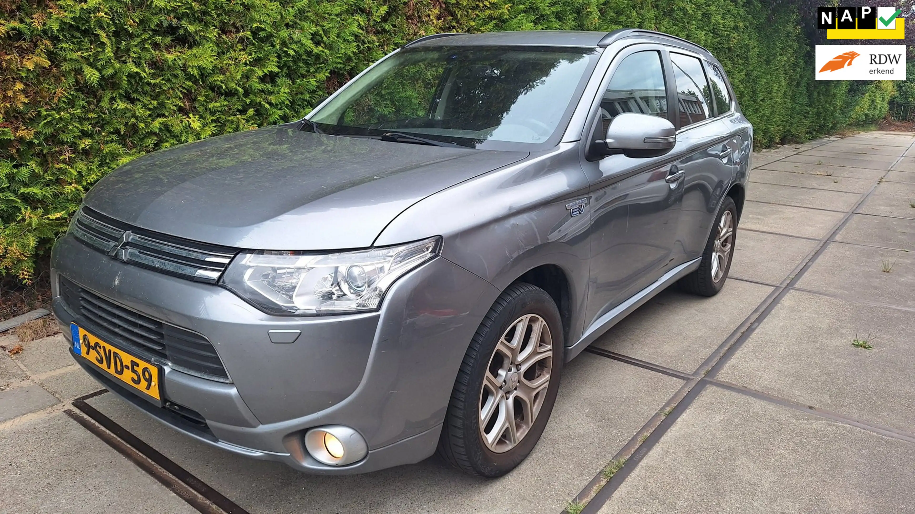 Mitsubishi Outlander 2.0 PHEV Instyle