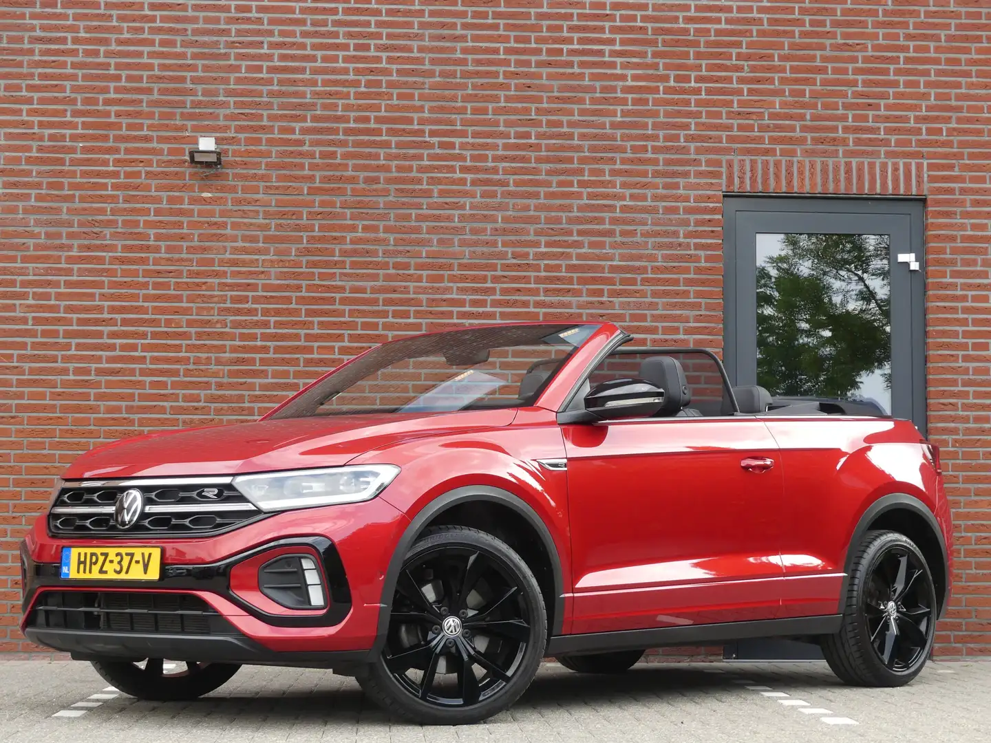 Volkswagen T-Roc Cabrio 1.5 TSI R-Line / Black Edition / Trekhaak Rouge - 1