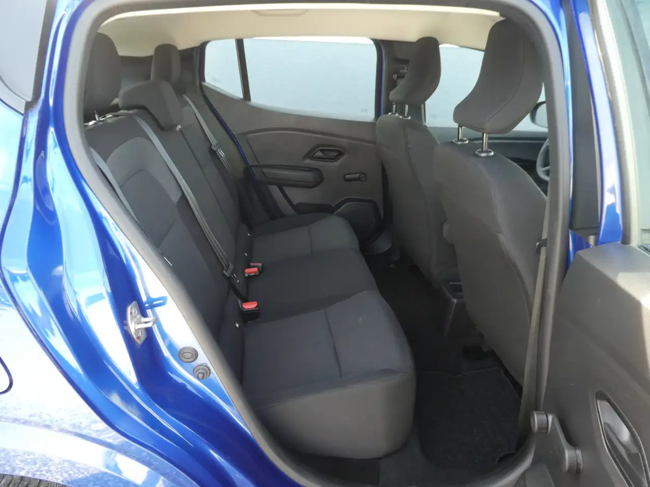 Dacia Sandero 1.0i SCe Expression Airco, Bluetooth, Led, Dab *GARANTIE* 15