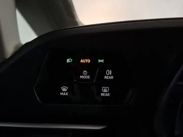 Volkswagen Caddy 2026, foto 9