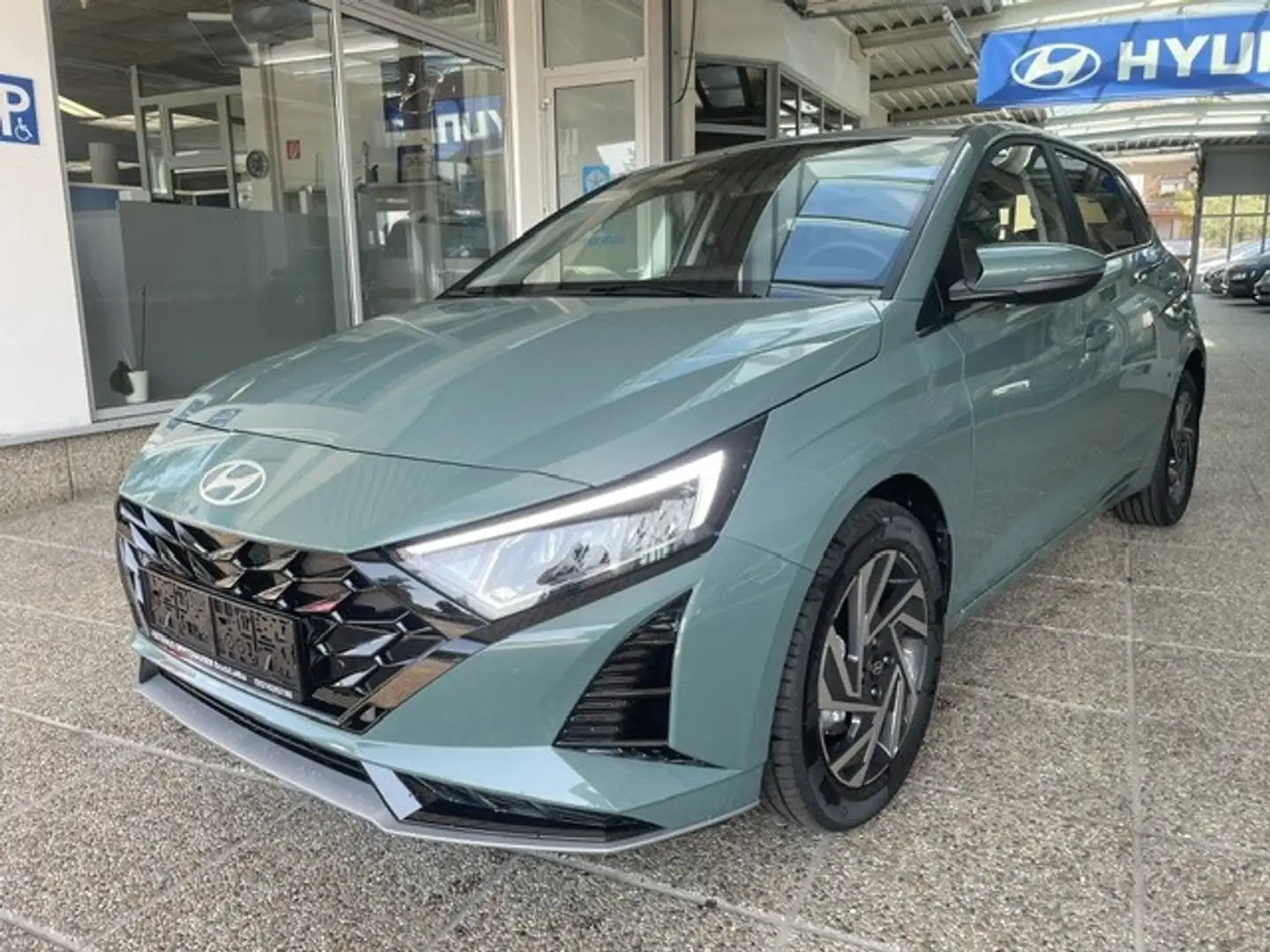 Hyundai i20 1,0 T-GDI Comfort Line DCT Grün - 1