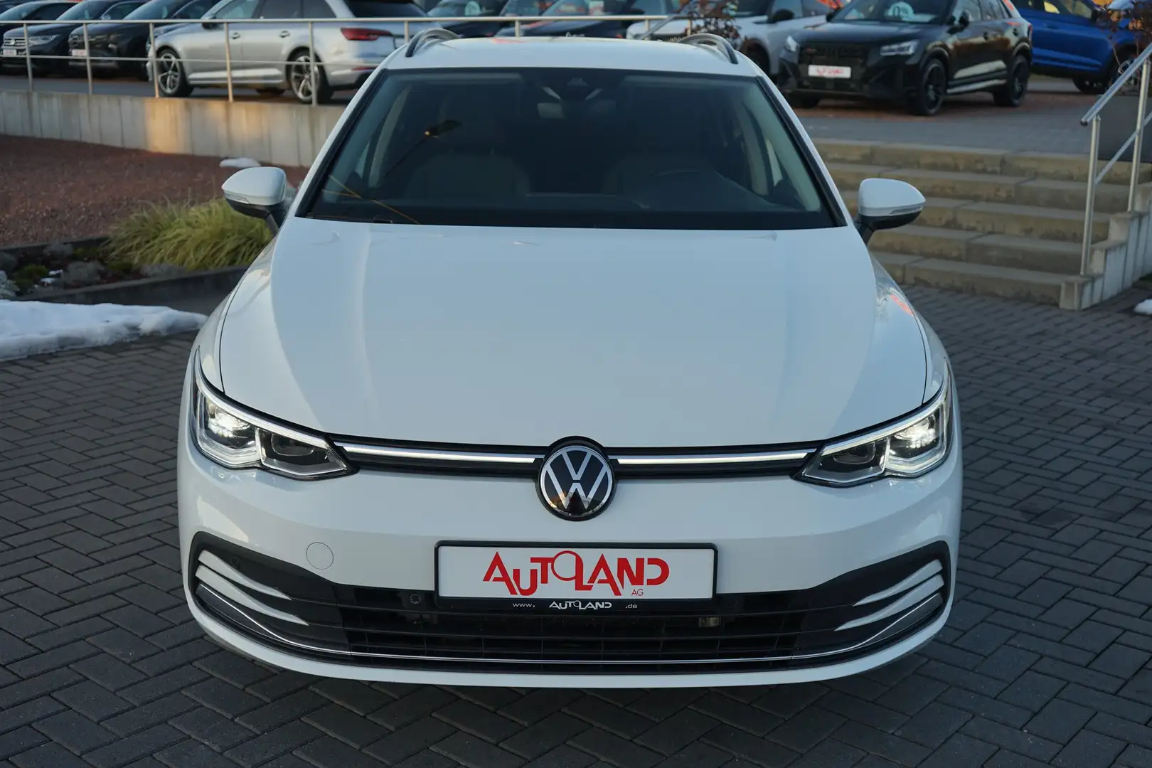 Volkswagen Golf Variant 1.5 eTSI DSG Style LED Navi ACC AHK V Blanc - 2