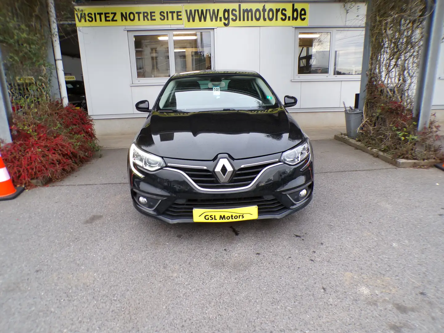 Renault Megane 1.33 TCe 140cv noir 10/20 82134km Airco GPS Cruise Noir - 2