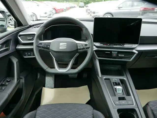 Seat Leon Leon view 12