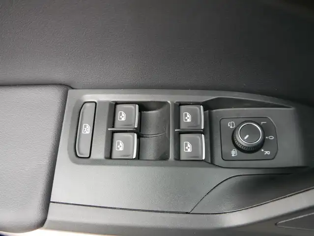Seat Leon Leon view 9