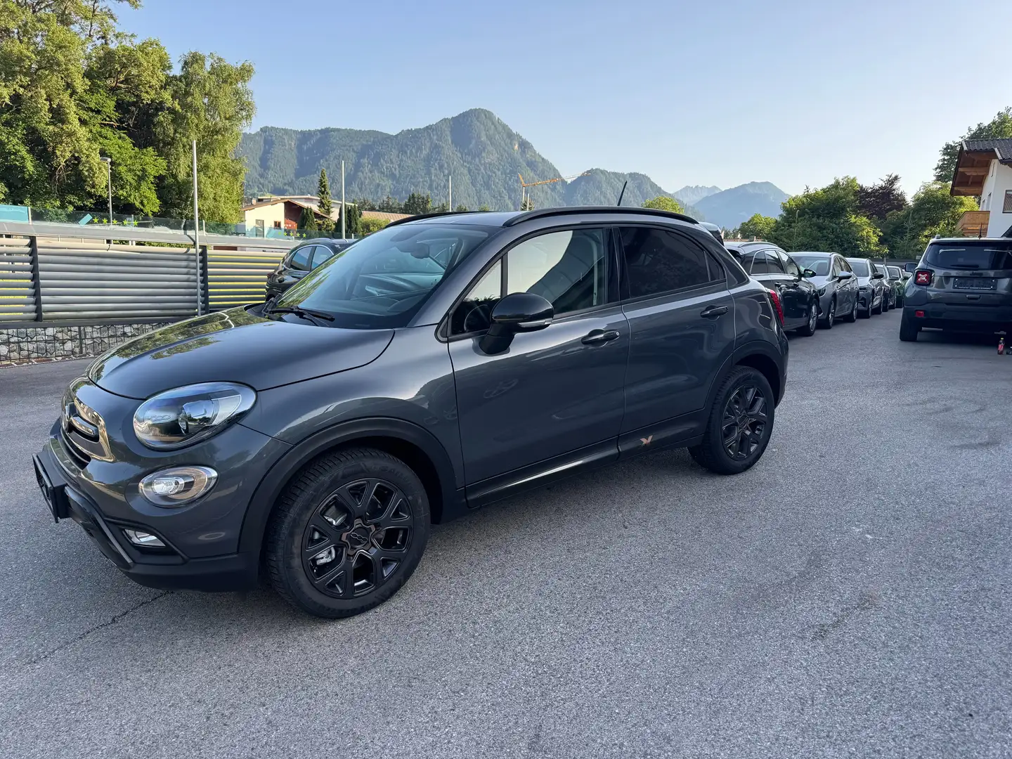 Fiat 500X 1,3 Multi-Jet II 95 Cross Look S-Design Grau - 2