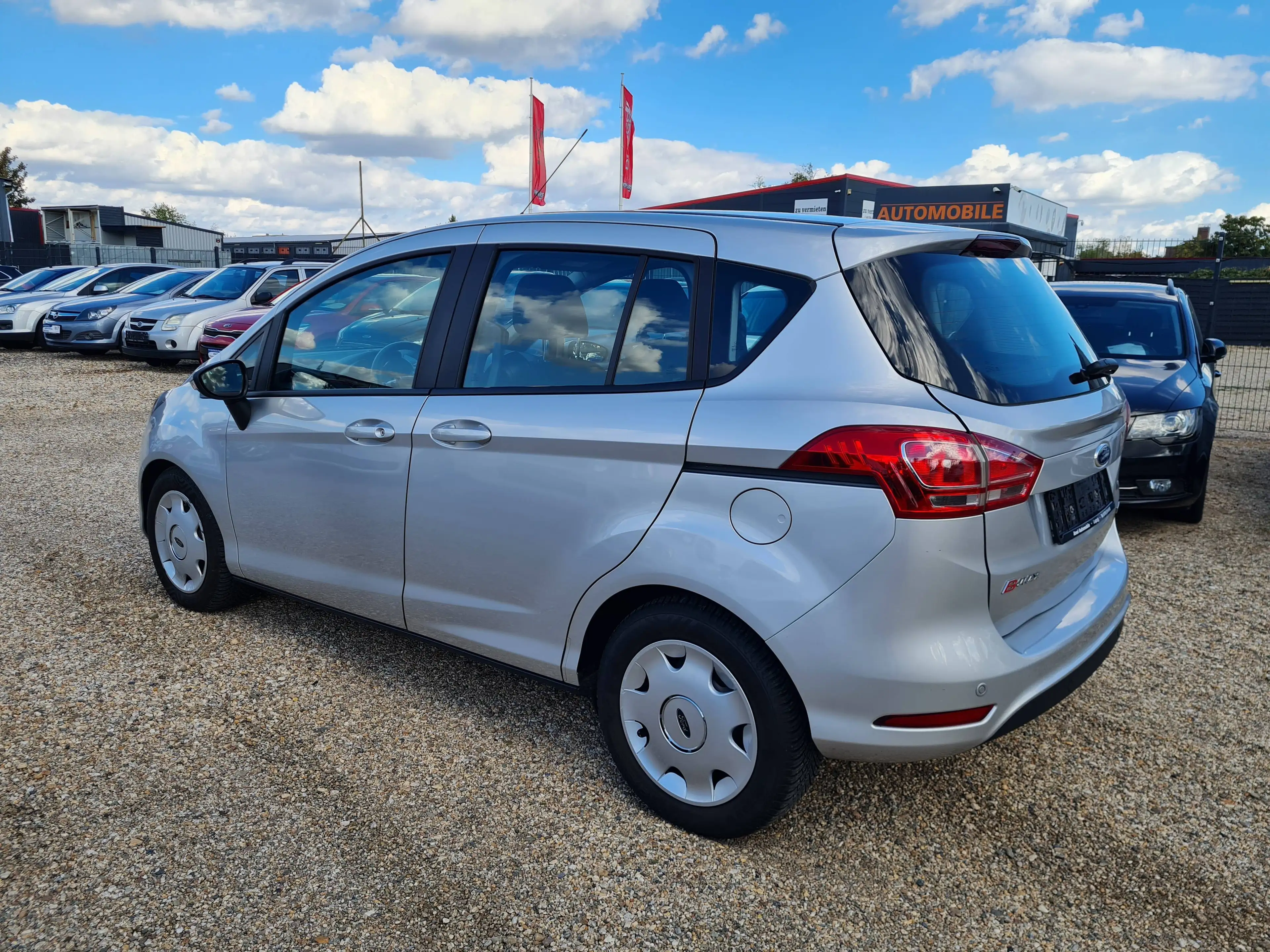 Ford B-Max Trend - 1Hand/57Tklm/Zahnriemen-TÜV+Inspektion-Neu — photo 3