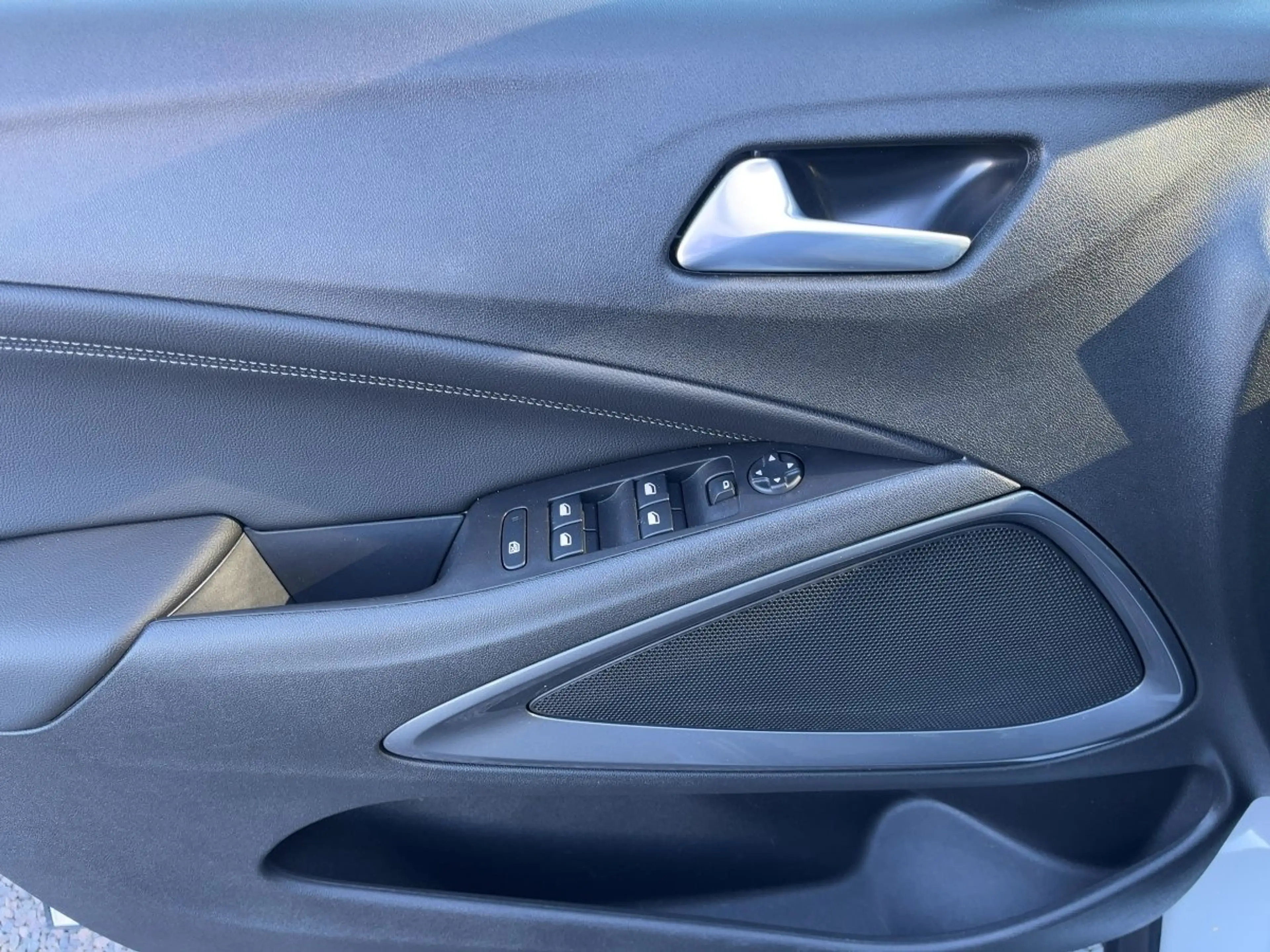 Opel Crossland AT6 Elegance LED/Navi/Ergo/SHZ/LHZ/Kam — photo 14