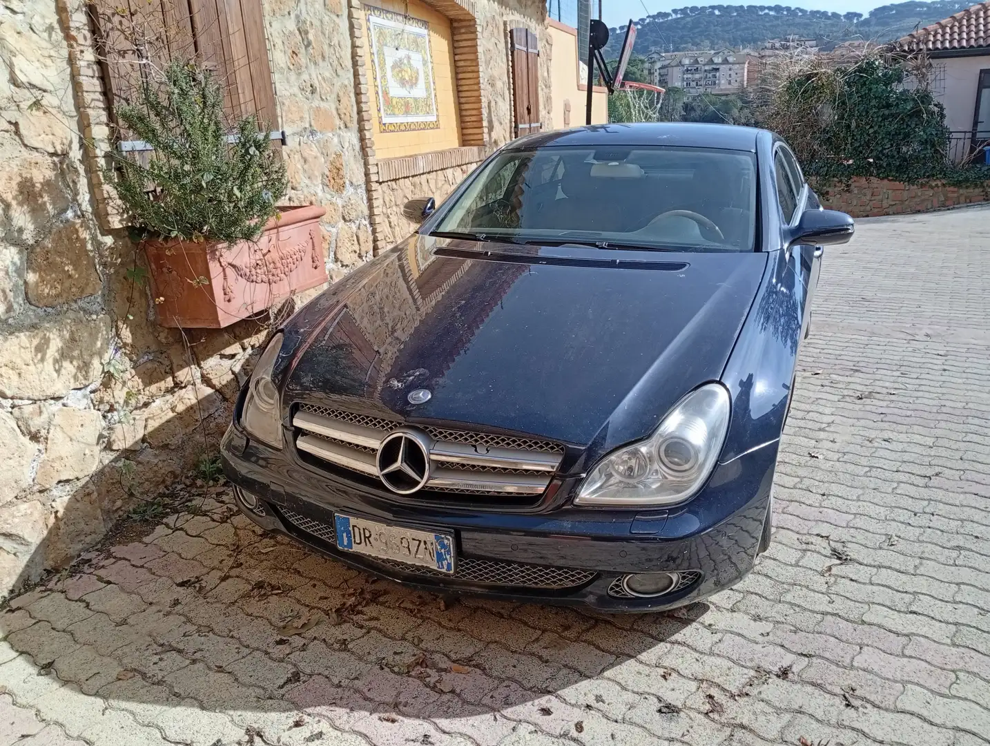 Mercedes-Benz 320 CLS coupé Albastru - 1