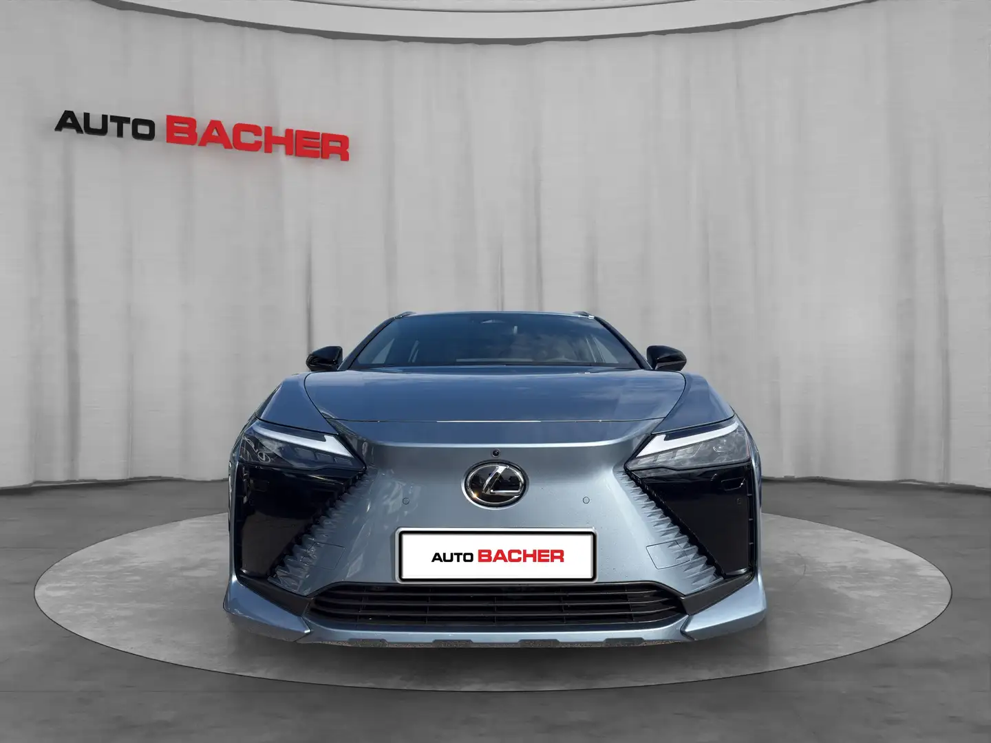 Lexus RZ Executive Line 227 PS 2WD Blau - 2