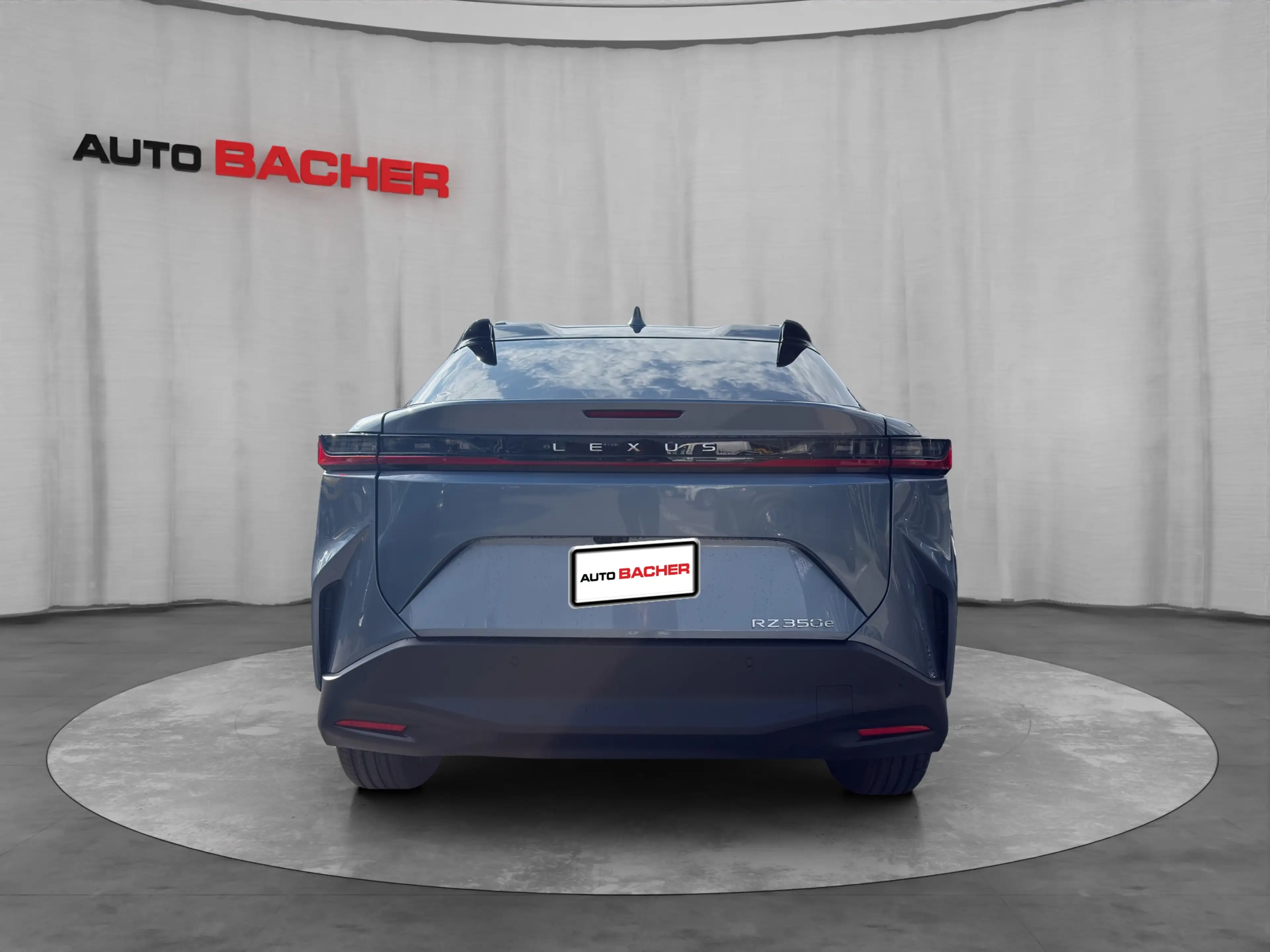 Lexus RZ Executive Line 227 PS 2WD — photo 5