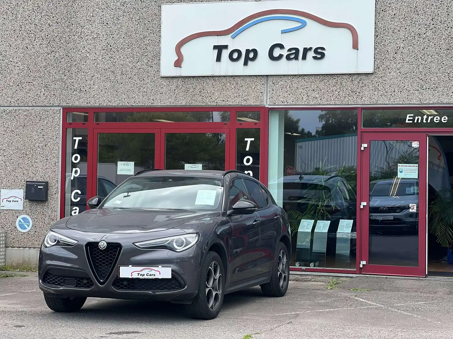Alfa Romeo Stelvio Stelvio 2.0 Turbo 16V AT8-Q4 Super Grijs - 1