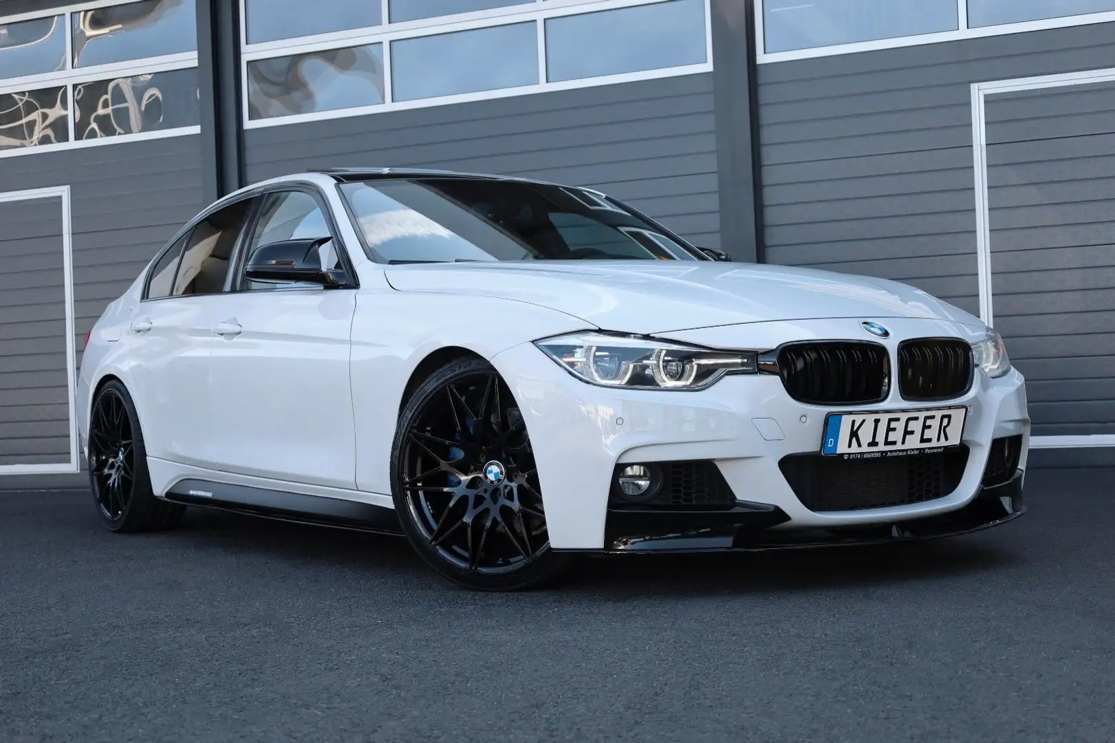 BMW 340 i xDrive M/HUD/H&K/CarPlay/4xSHZ/LHZ/KAM/R20 Weiß - 1