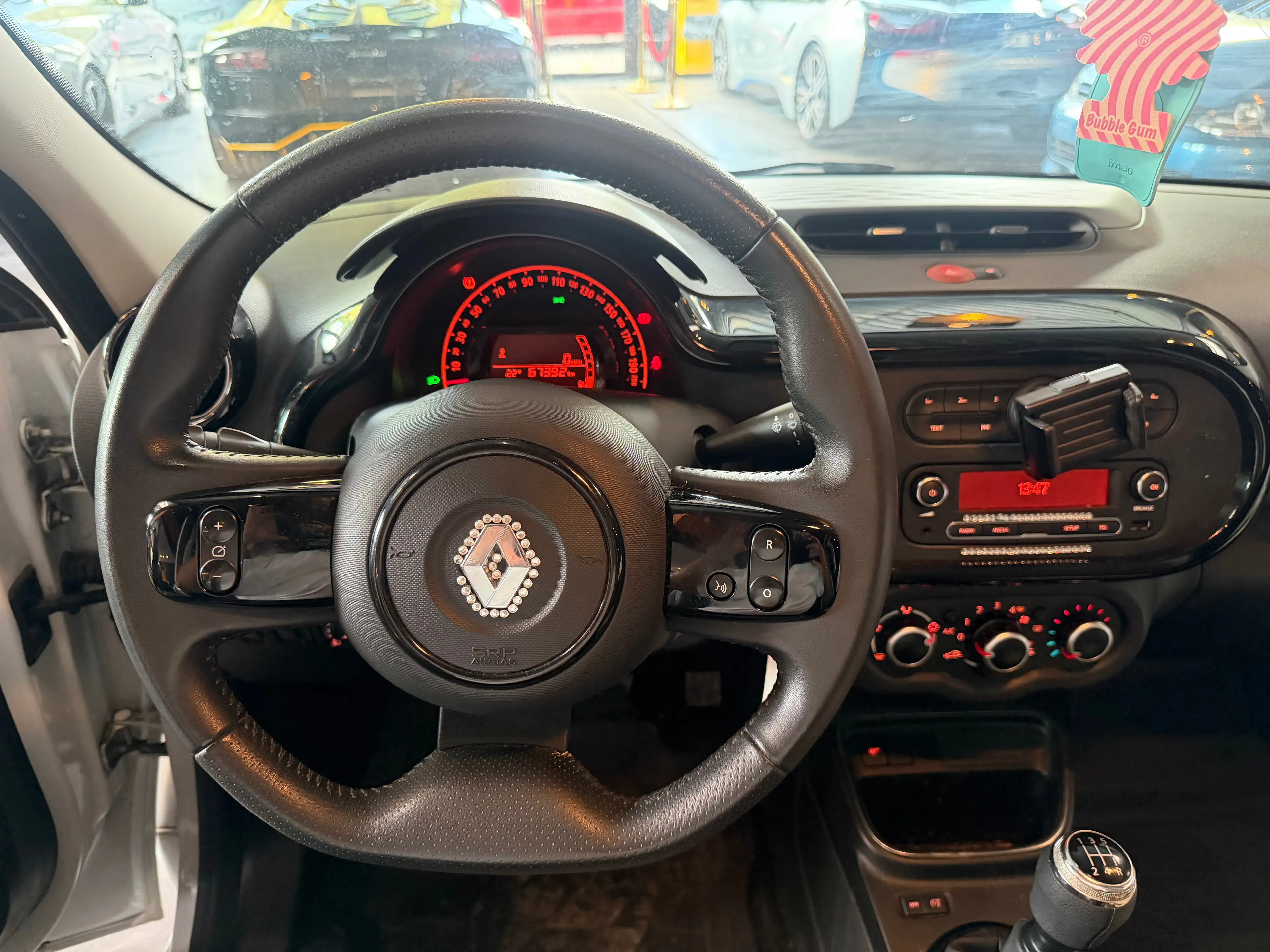 Renault Twingo Twingo 1.0i SCe Intens/12 mois de garantie/toit ouvrant — photo 10