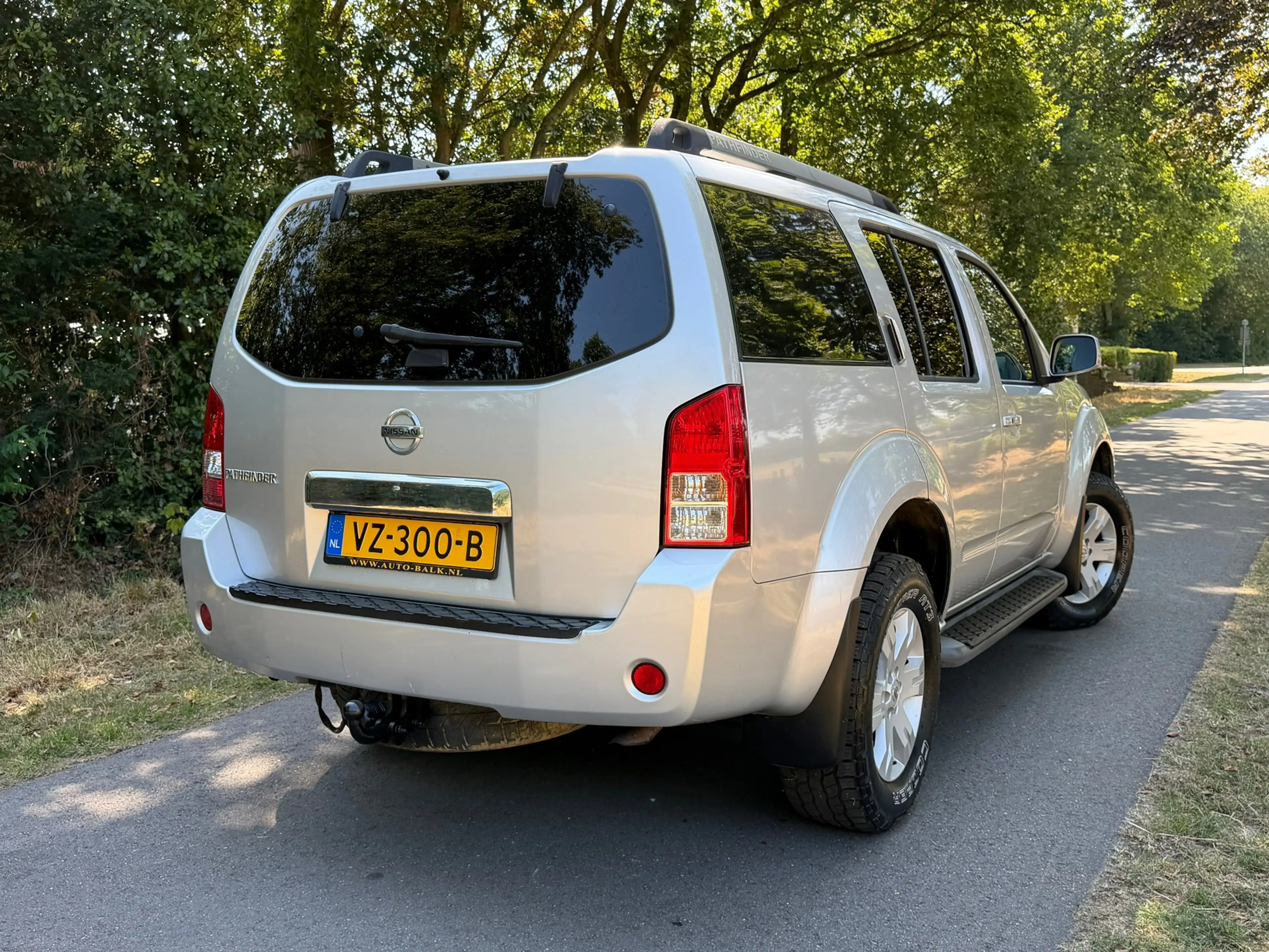 Nissan Pathfinder 2.5 SE Comfort Grijskenteken — photo 5