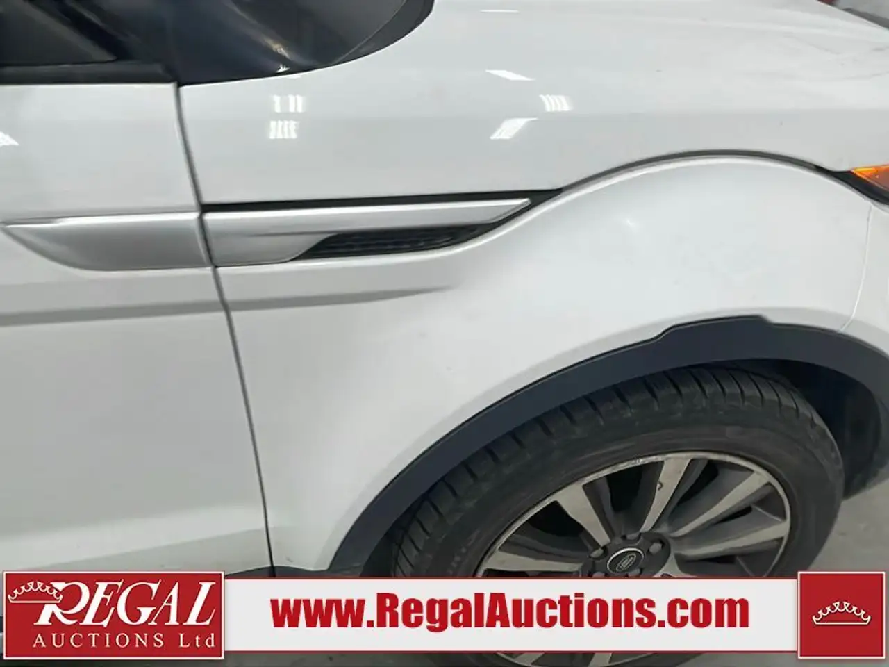 Land Rover Range Rover Evoque photo Land Rover Range Rover Evoque