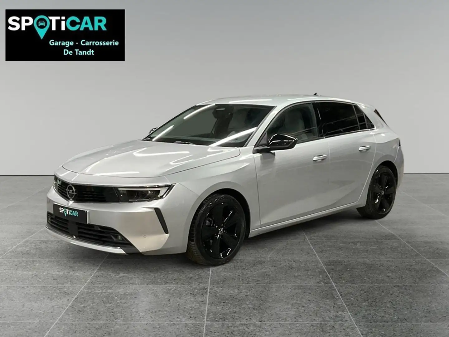 Opel Astra 5 D Elegance 1.2 Benzine 110 pk Argent - 1